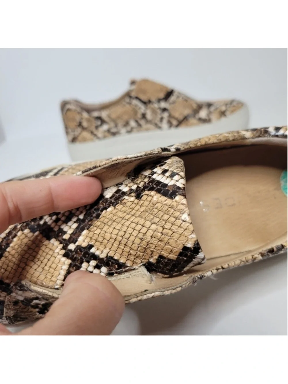 J/Slides Snake Embossed Platform Sneakers Size 8.5